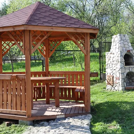 Grodzisko11 Nyaraló Skala