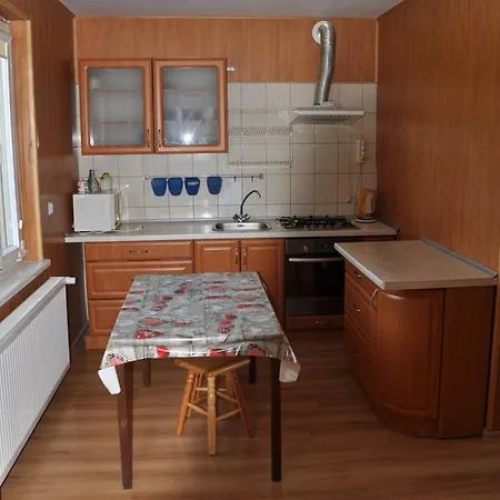 Grodzisko11 Nyaraló Skala